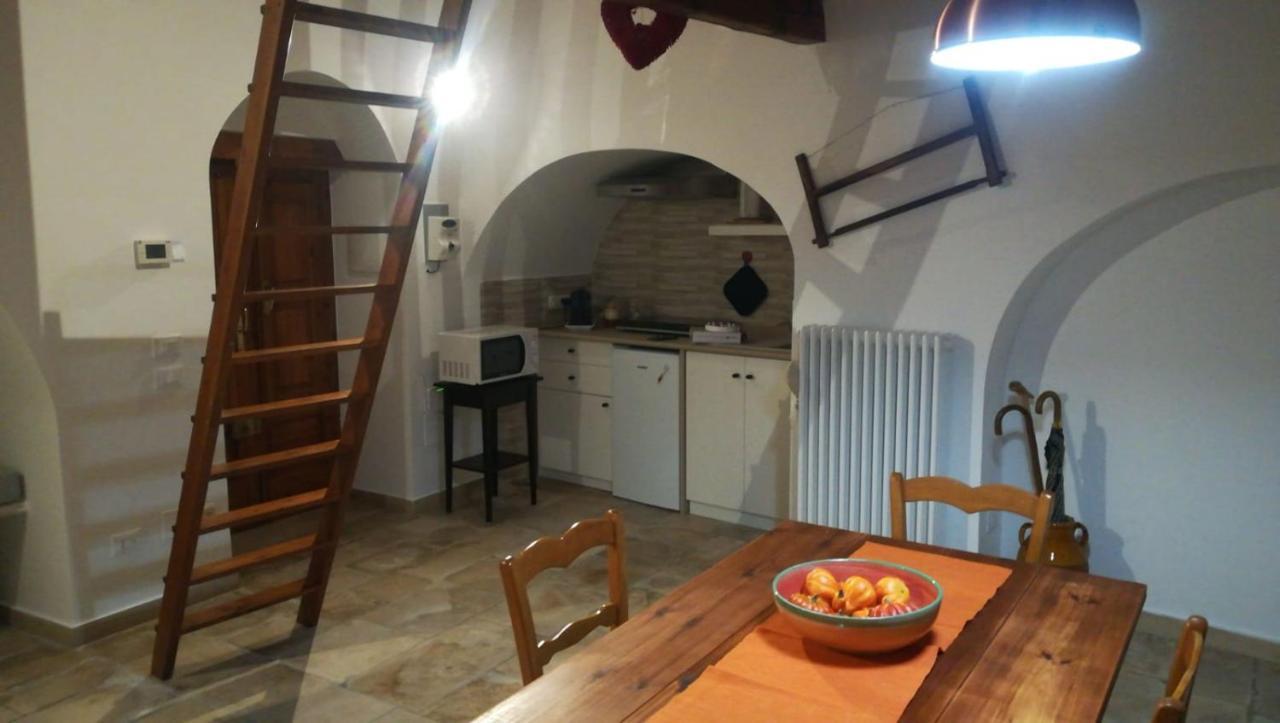 アルベロベッロ Trullo Al Vicoletto Al Civico 10, Civico 8, Civico 7ヴィラ エクステリア 写真